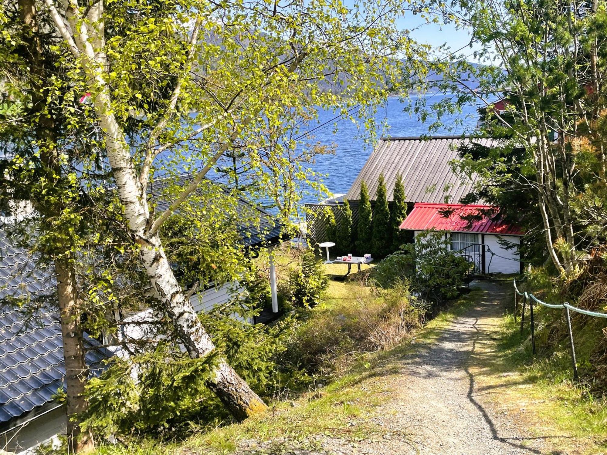 Der Fjordtraum In Balestrand Direkt Am Wasser Bagian luar foto