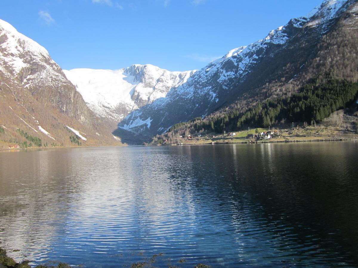 Der Fjordtraum In Balestrand Direkt Am Wasser Bagian luar foto