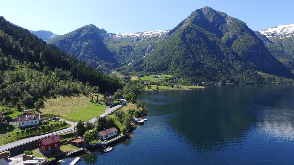 Der Fjordtraum In Balestrand Direkt Am Wasser Bagian luar foto